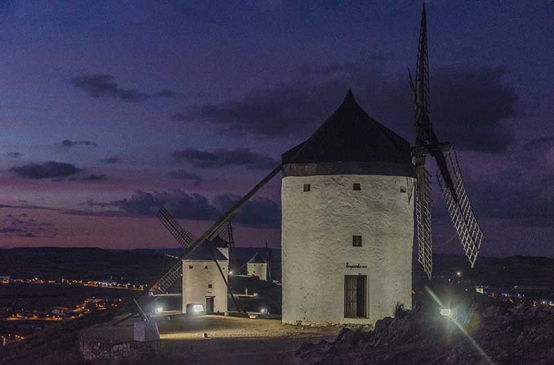 Toledo - Consuegra 59 - molinos de viento.jpg